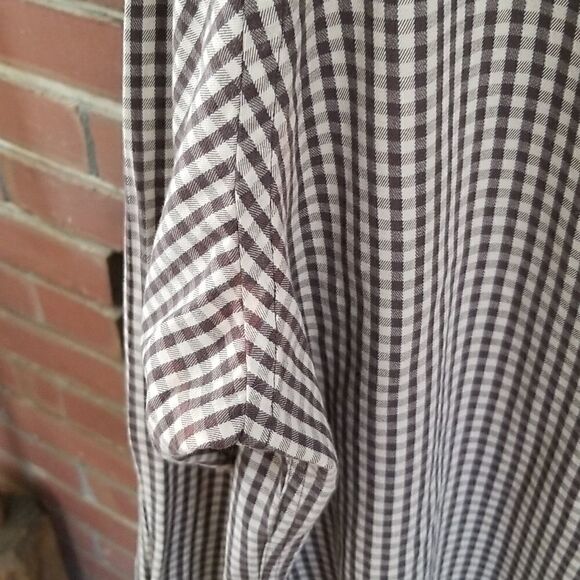 Banana Republic brown/tan shirt. Size XL. 100% cotton. - Picture 4 of 5